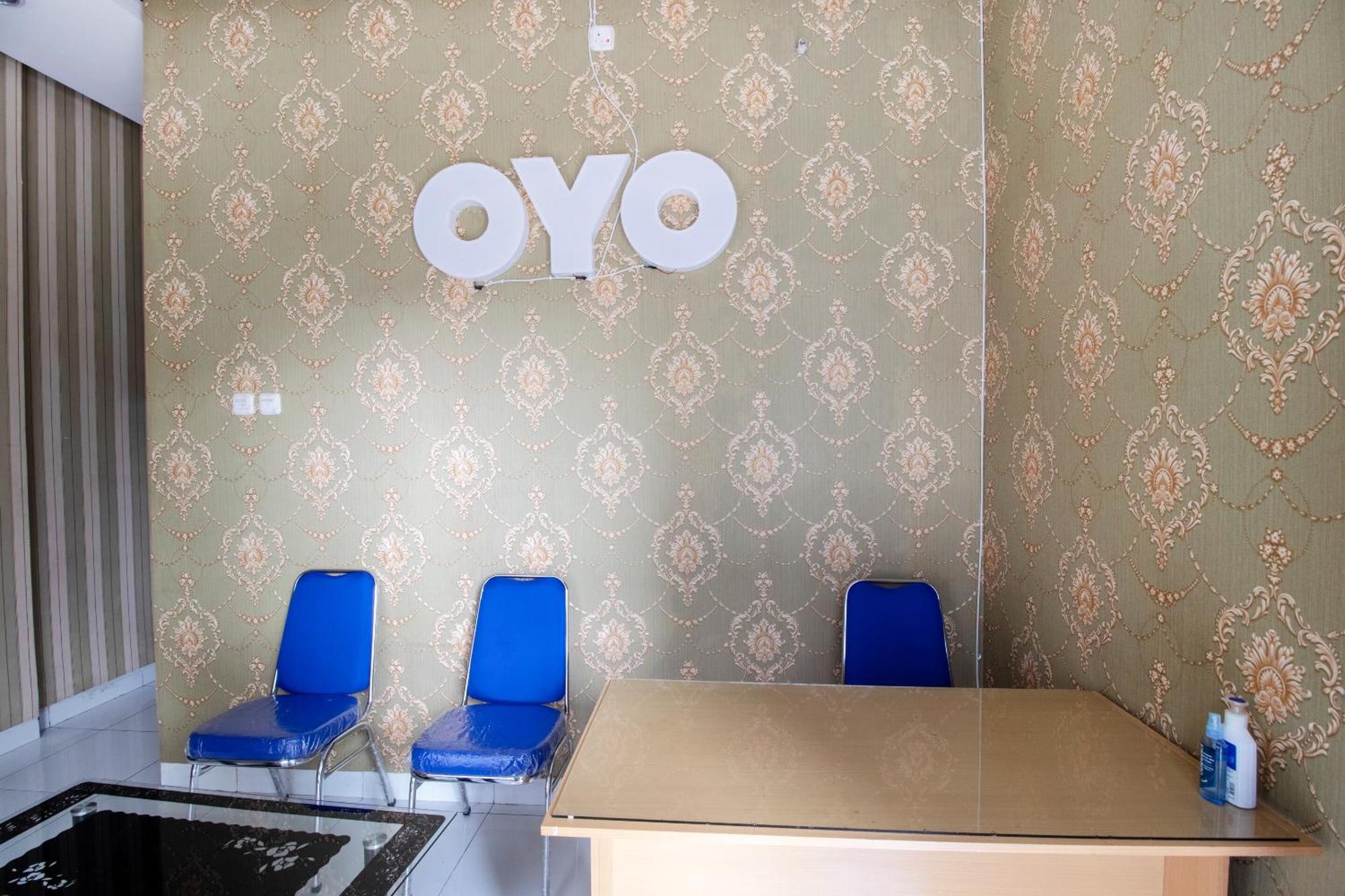 Oyo 3253 Sofia Residence Telukjambe 외부 사진