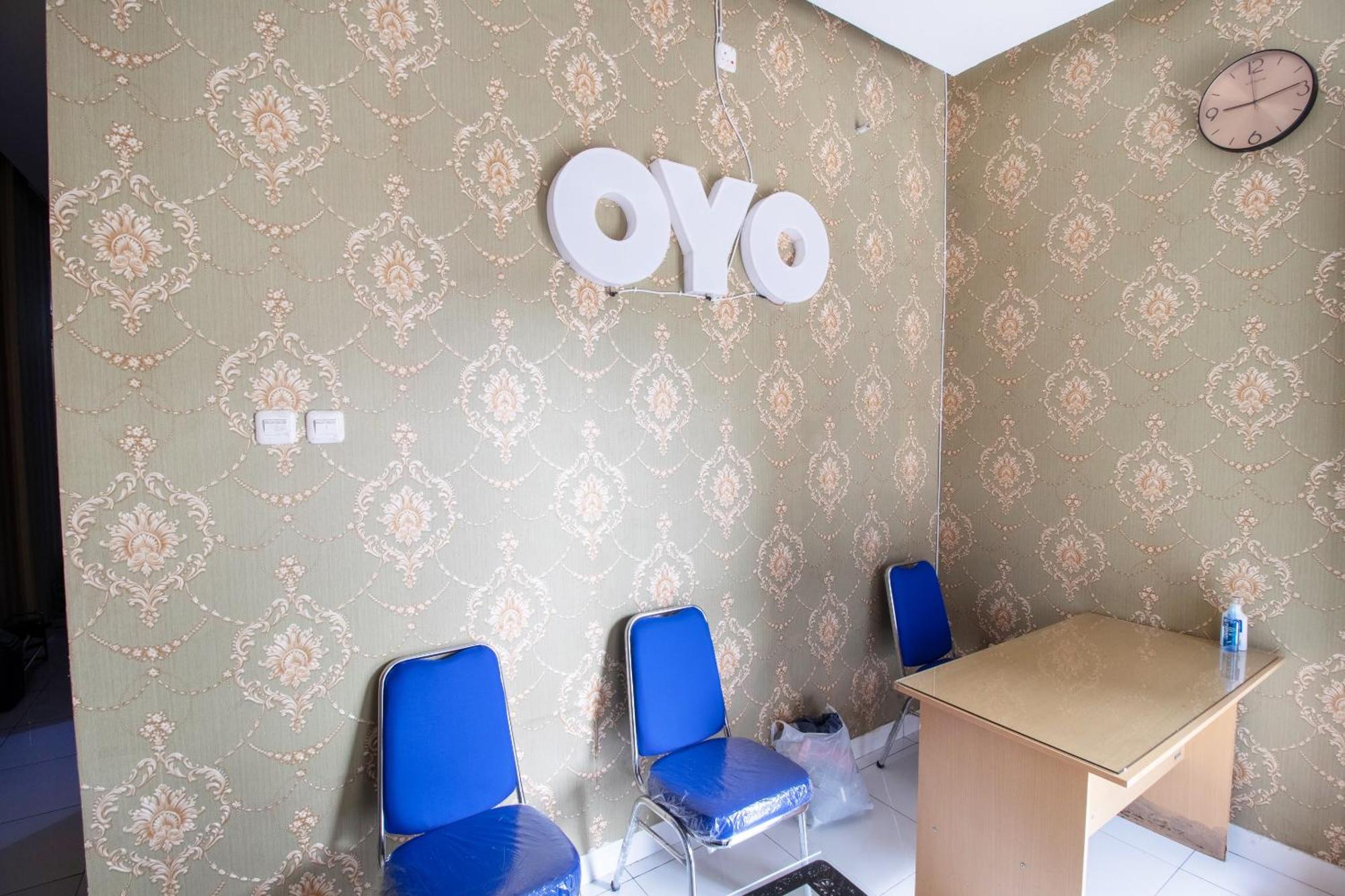 Oyo 3253 Sofia Residence Telukjambe 외부 사진